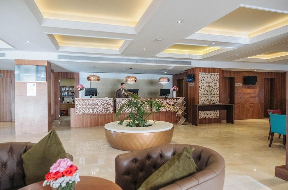 Az Hotels Zeralda Exteriör bild