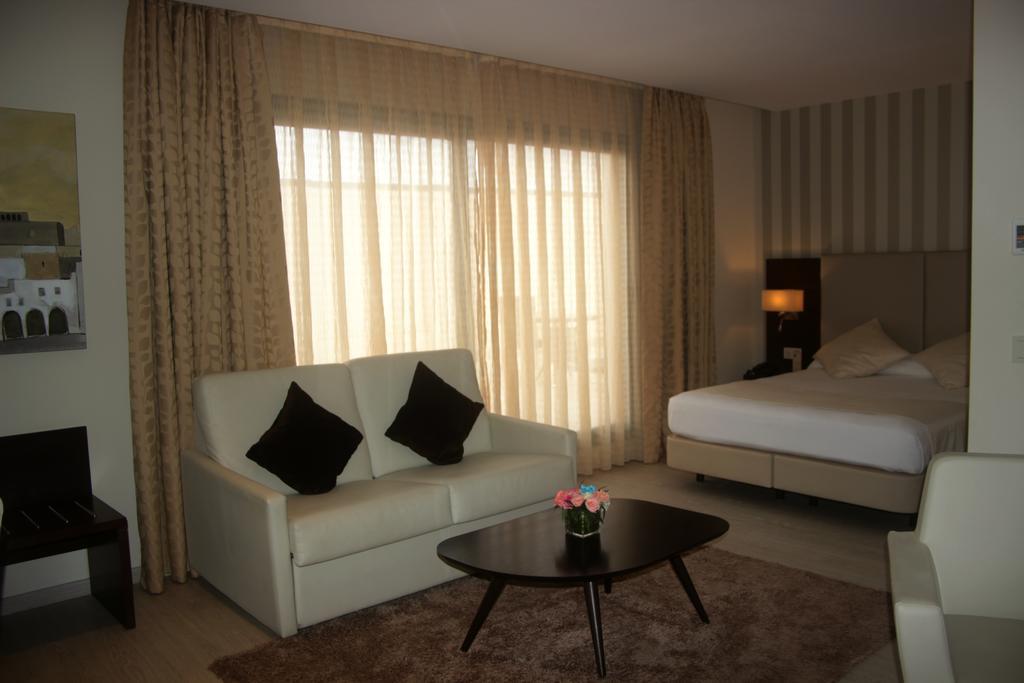 Az Hotels Zeralda Exteriör bild
