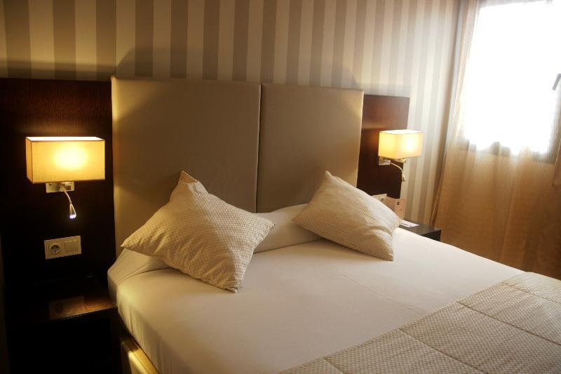 Az Hotels Zeralda Exteriör bild