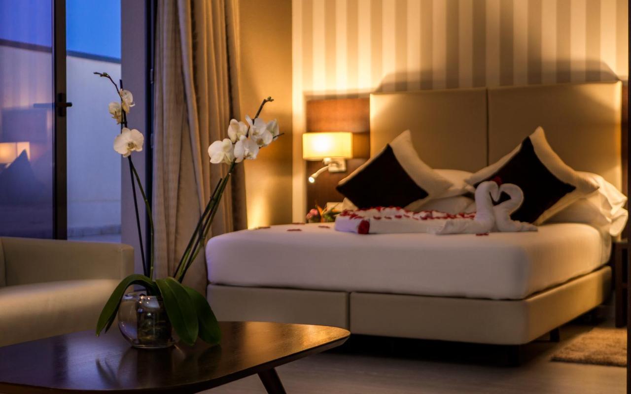 Az Hotels Zeralda Exteriör bild