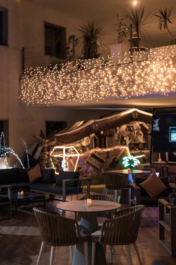 Az Hotels Zeralda Exteriör bild