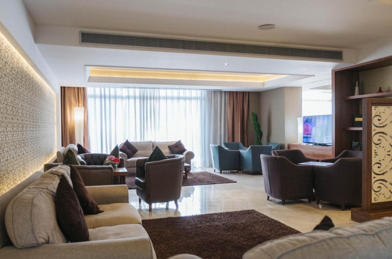 Az Hotels Zeralda Exteriör bild